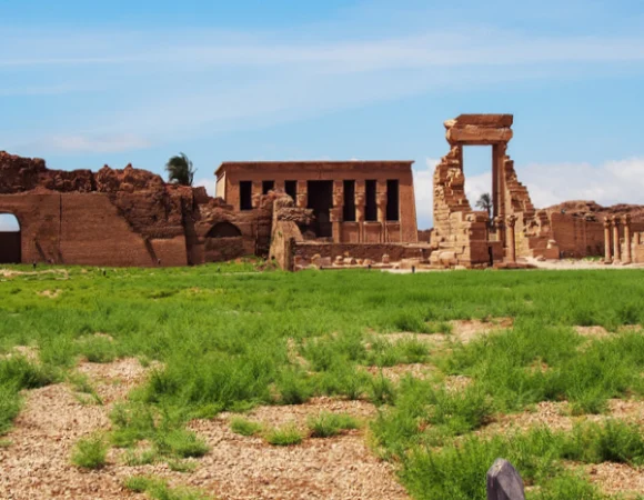 Half Day from Luxor to Dendera Temple – 5 Wonderful Reasons to Explore Hathor’s Sanctuary