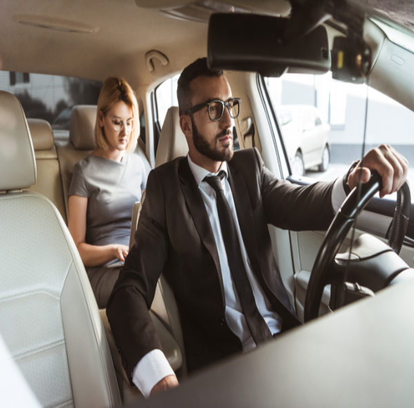 Hurghada Airport Transfer – 5 Reasons to Enjoy a Fast and Comfortable Ride